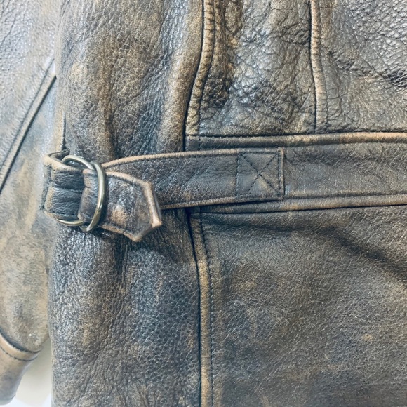 Distressed S/P Eddie Bauer Women’s Leather Jacket - Picture 8 of 8